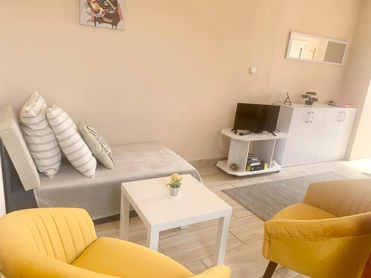 Lelle -Kert Apartman 03 Балатонлелле Экстерьер фото