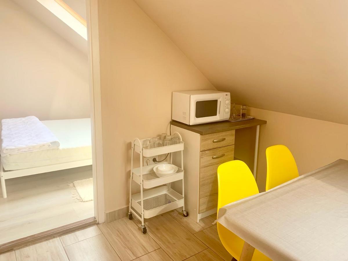 Lelle -Kert Apartman 03 Балатонлелле Экстерьер фото